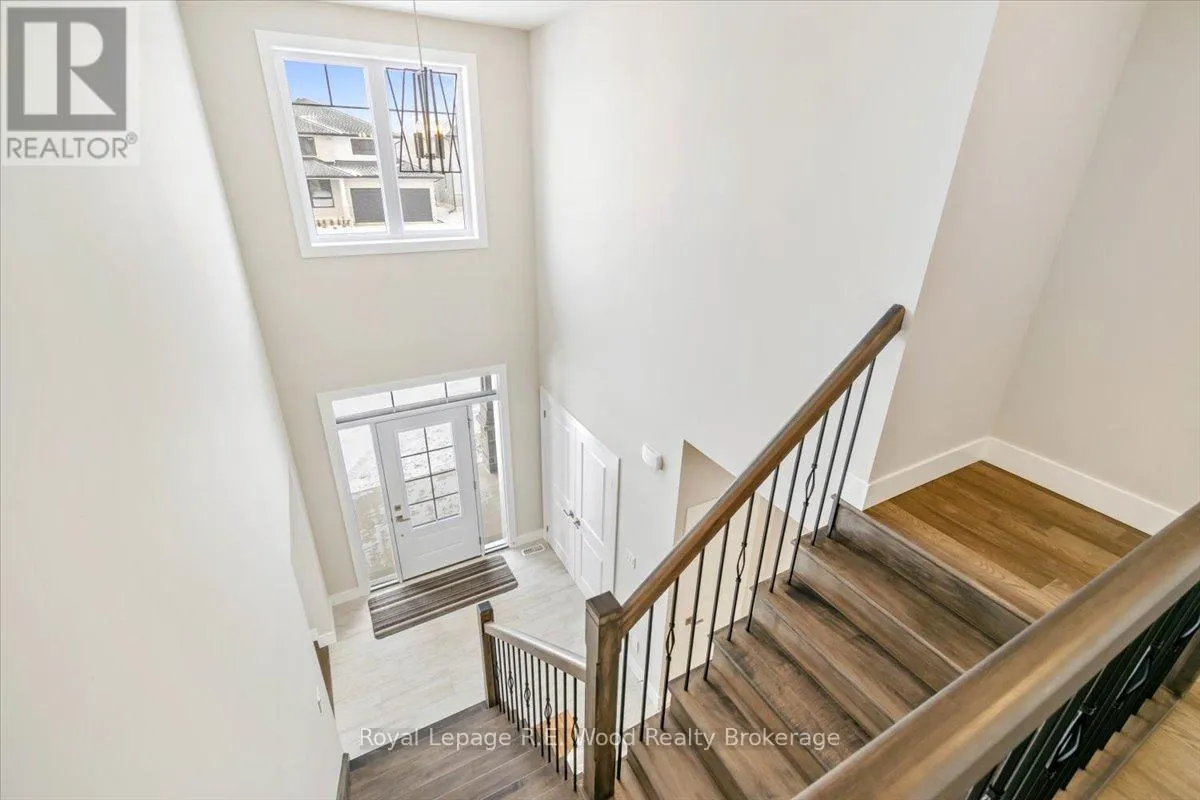 61 SUNVIEW DRIVE