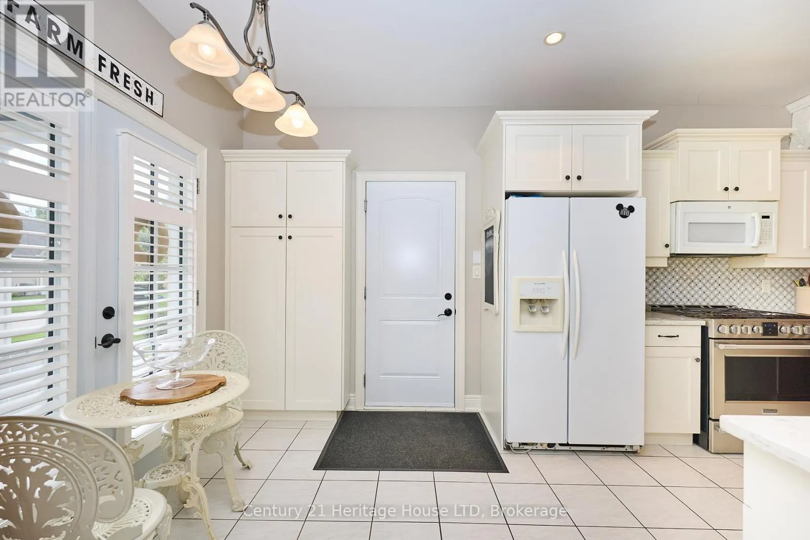 32 SUNRISE COURT
