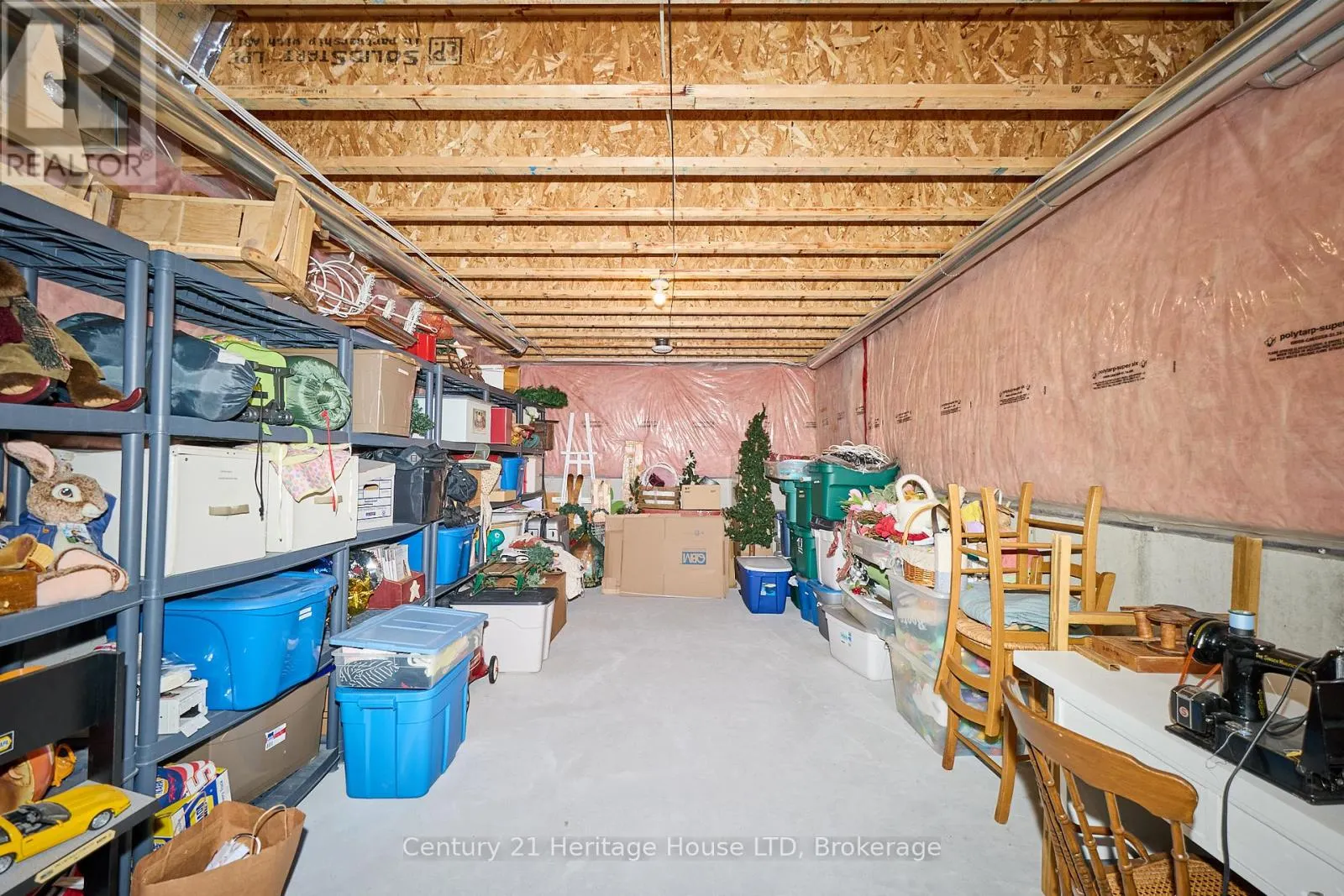 32 SUNRISE COURT