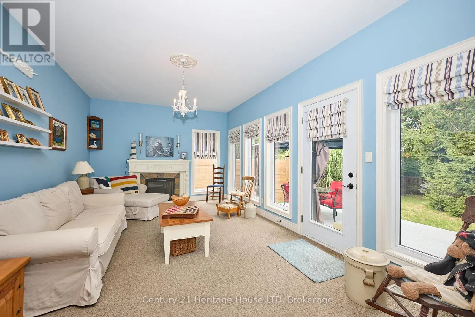 32 SUNRISE COURT