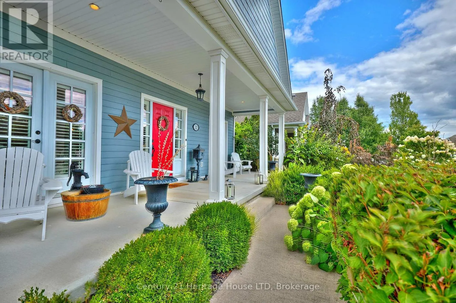 32 SUNRISE COURT