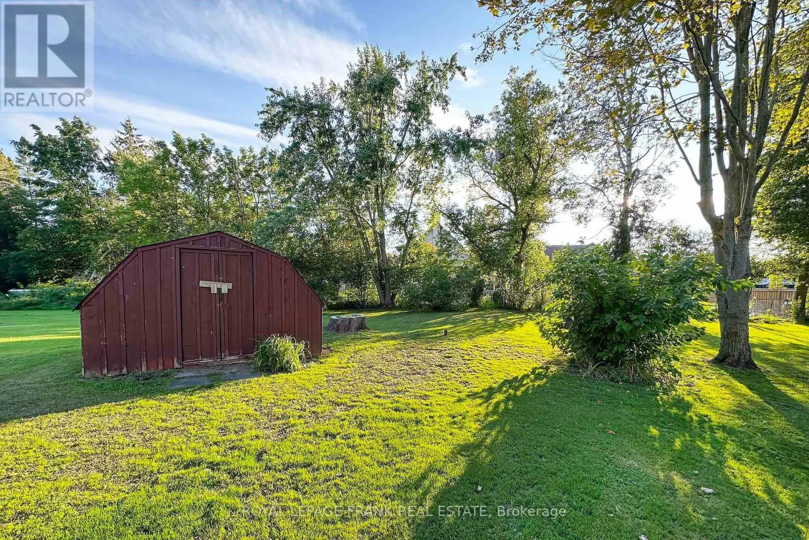 4 ARBOUR COURT