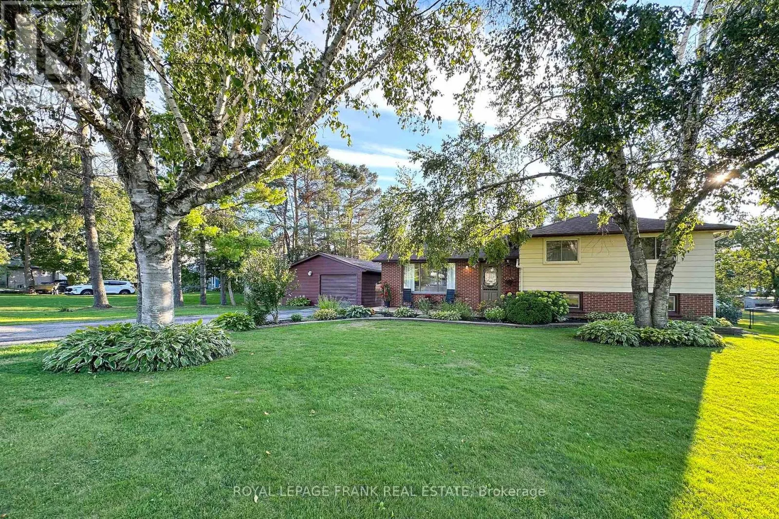 4 ARBOUR COURT