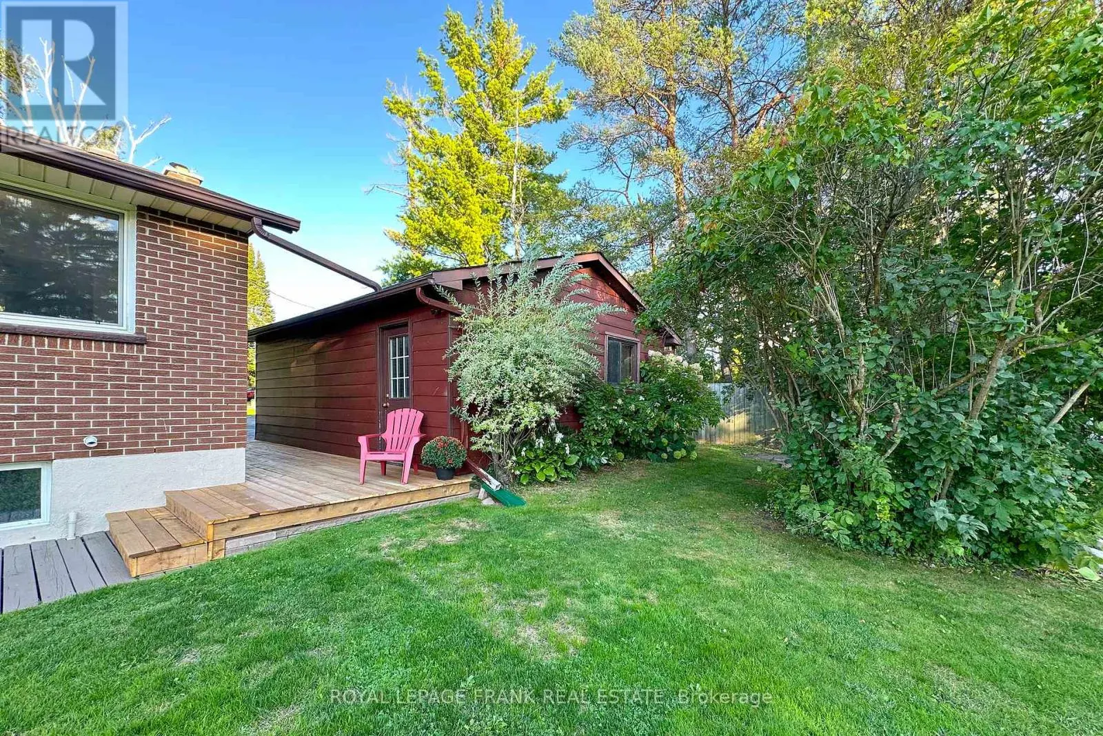 4 ARBOUR COURT