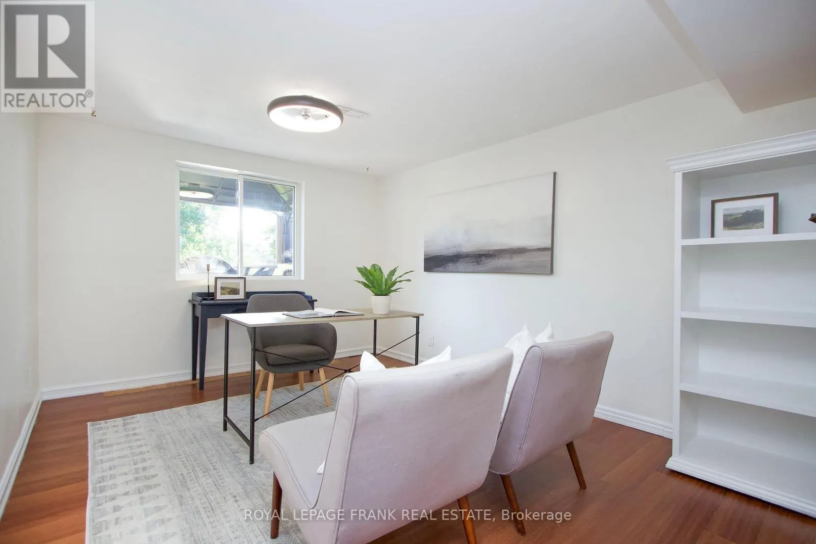 4 ARBOUR COURT