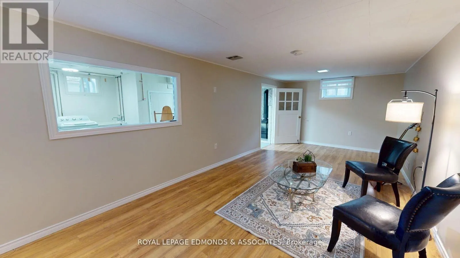 3283 PETAWAWA BOULEVARD