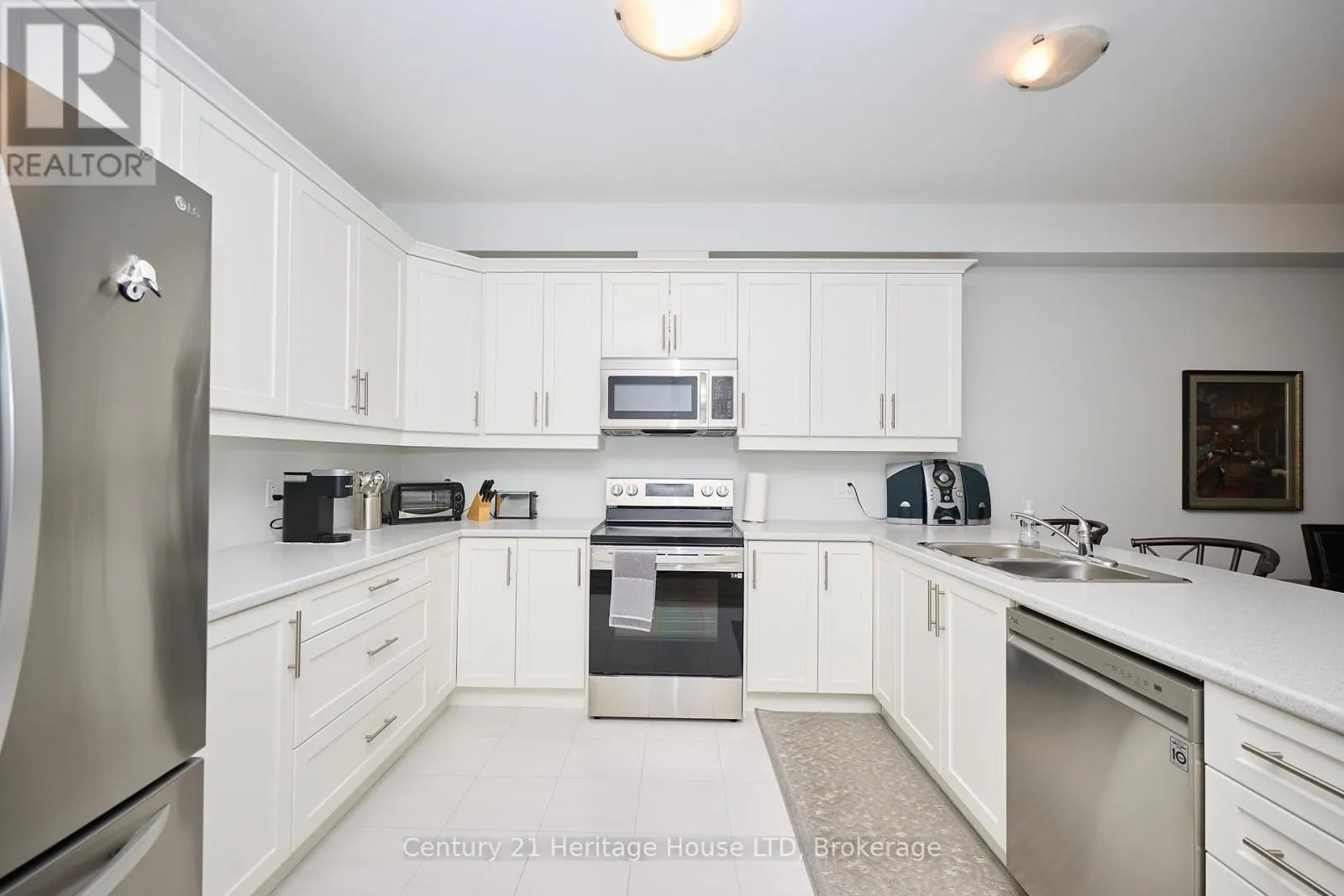 427 WILLIAMS CRESCENT