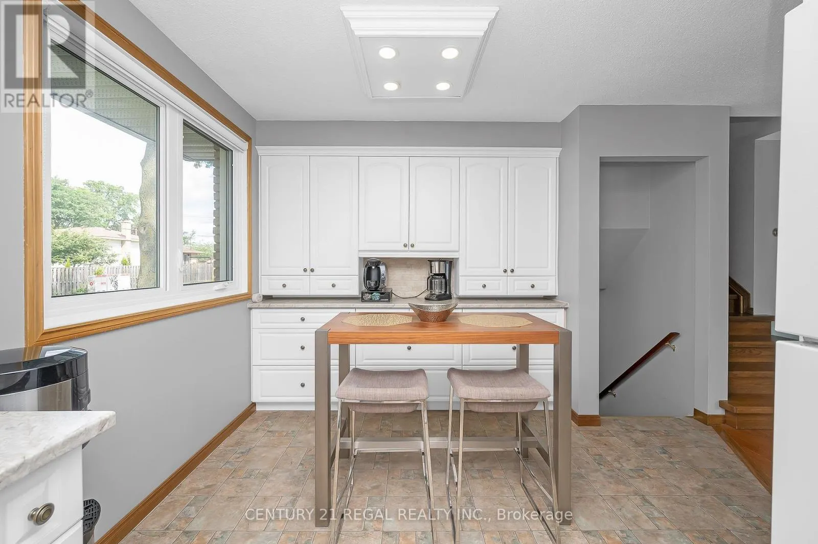 3 MENTINO COURT
