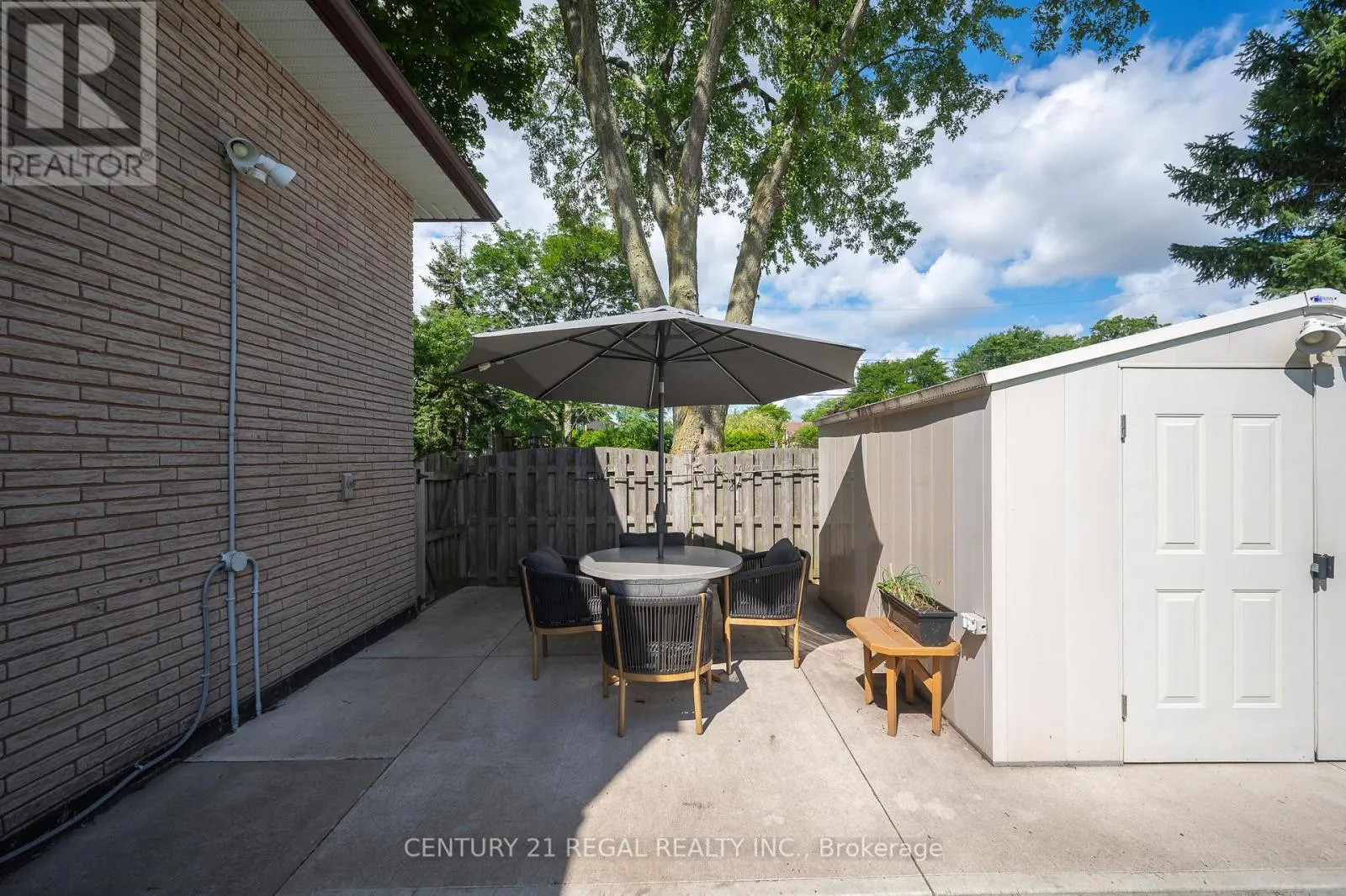3 MENTINO COURT