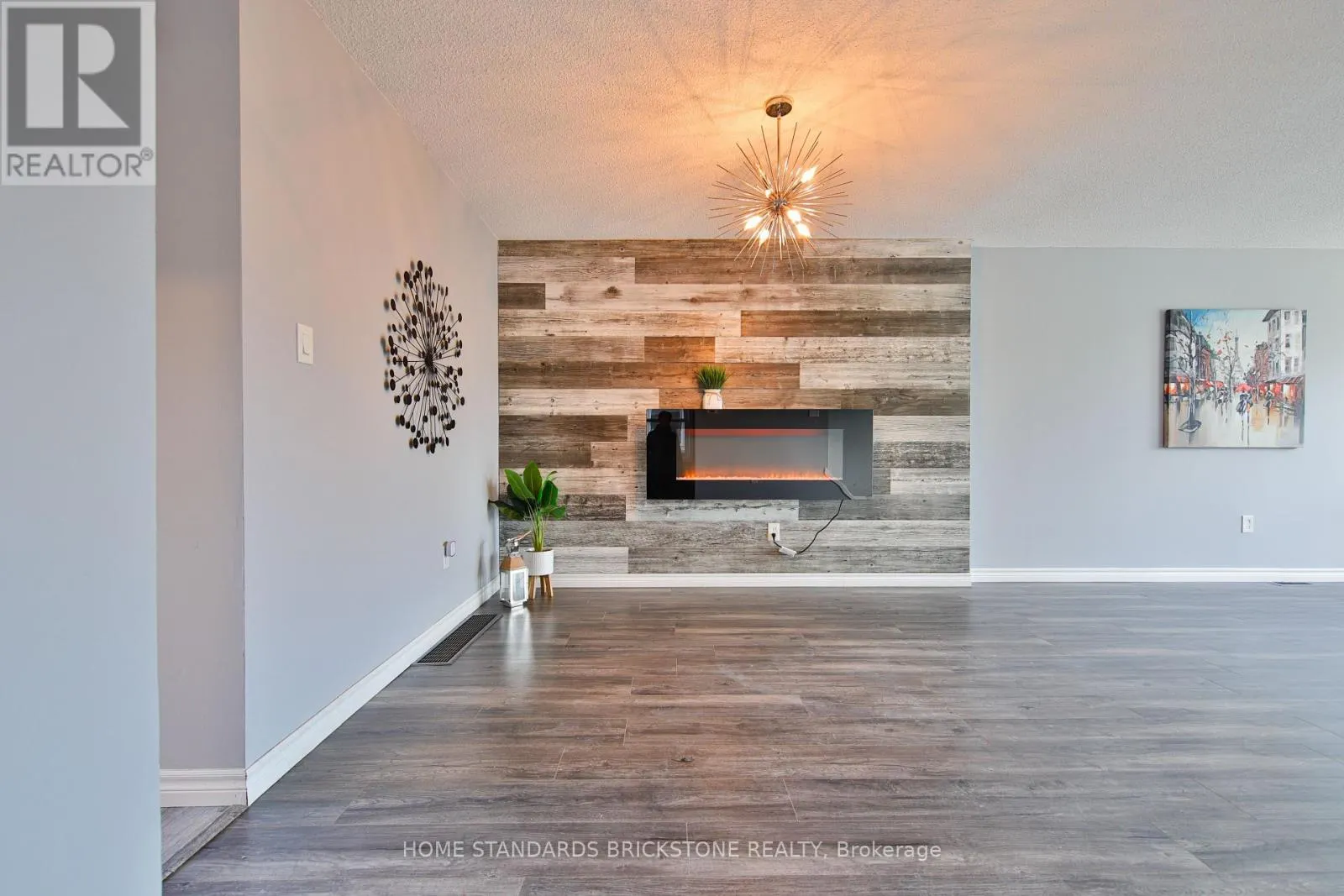 38 - 700 OSGOODE DRIVE N