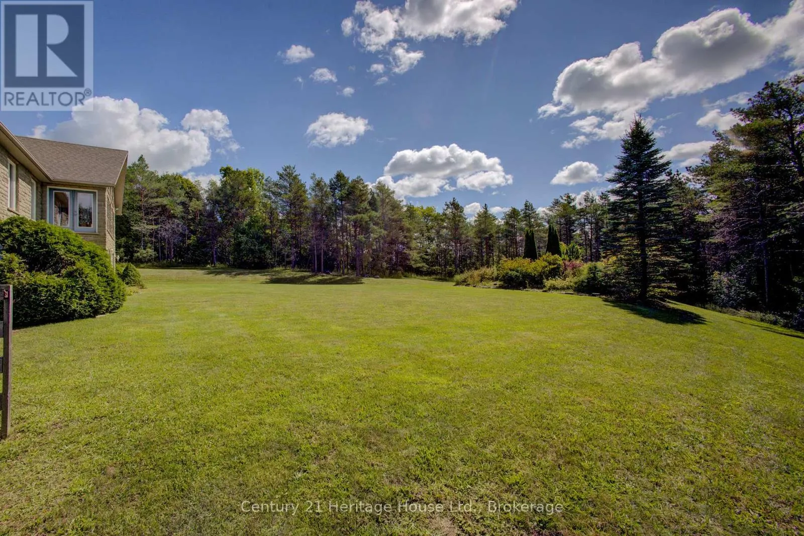 323041 DURHAM ROAD E