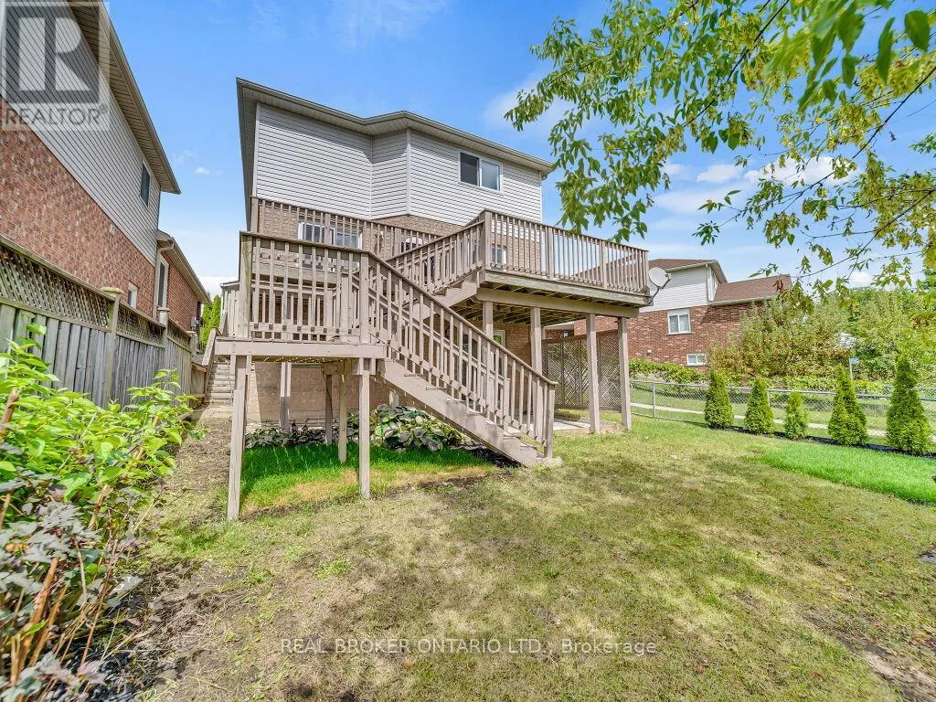 141 HOLLYRIDGE CRESCENT