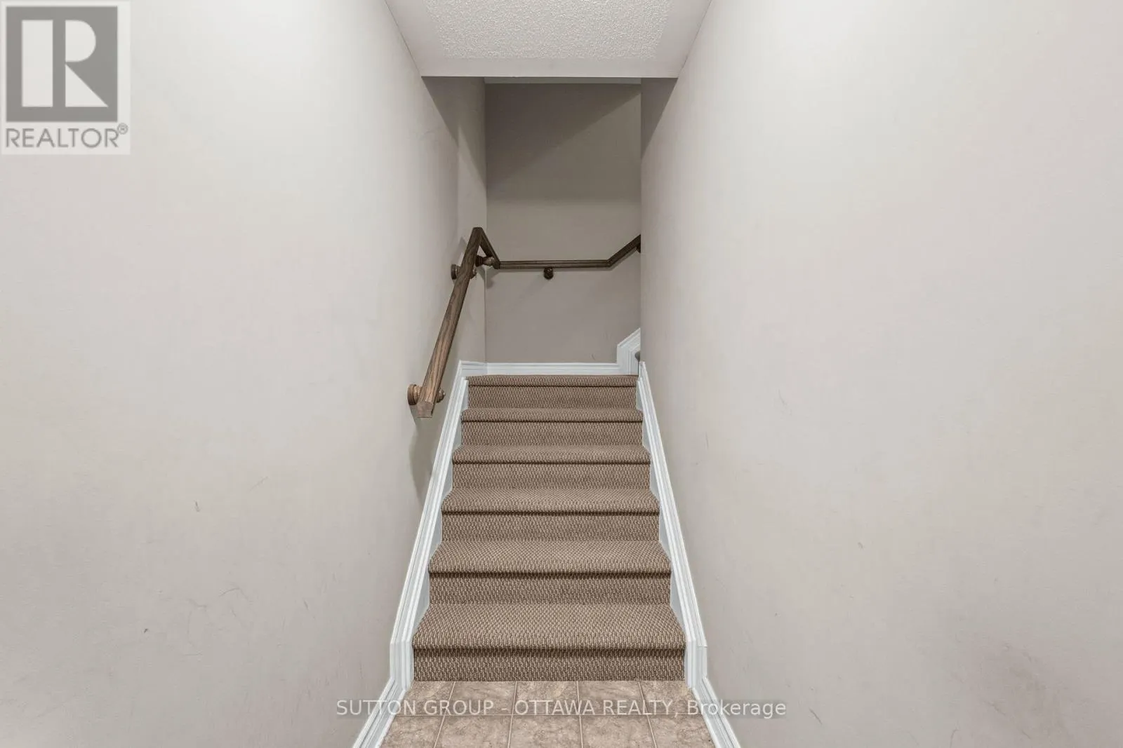 474 CLEARBROOK DRIVE