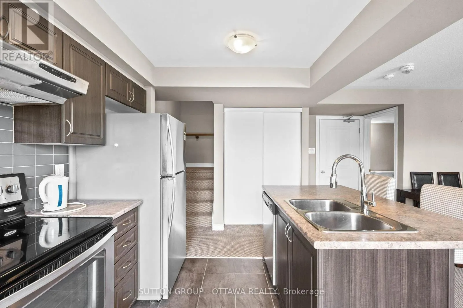 474 CLEARBROOK DRIVE