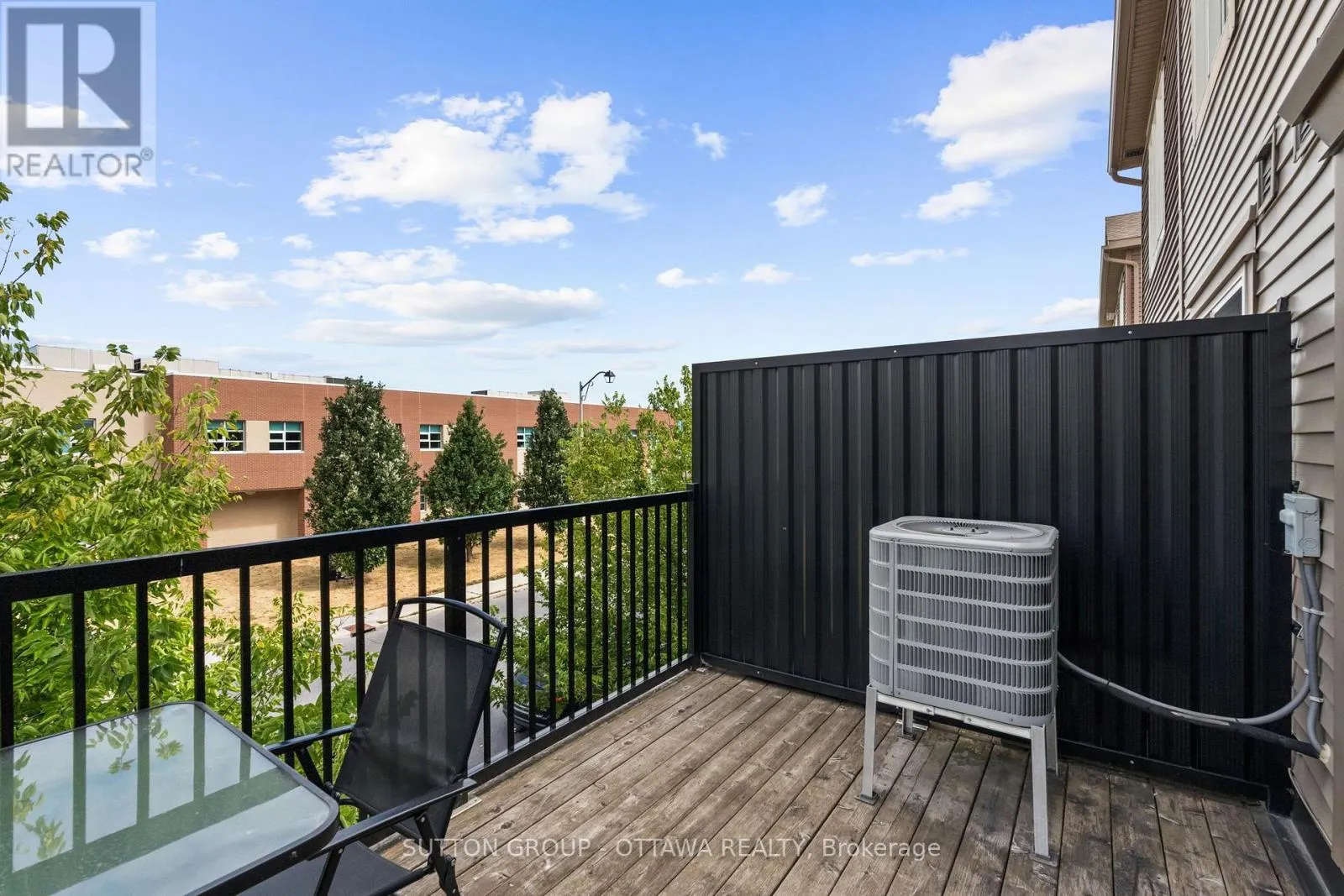 474 CLEARBROOK DRIVE