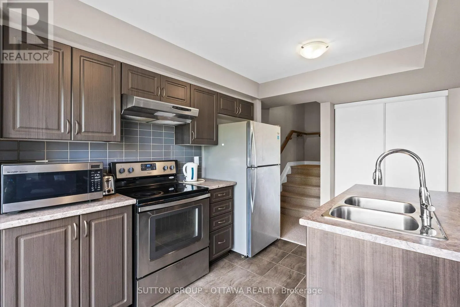 474 CLEARBROOK DRIVE