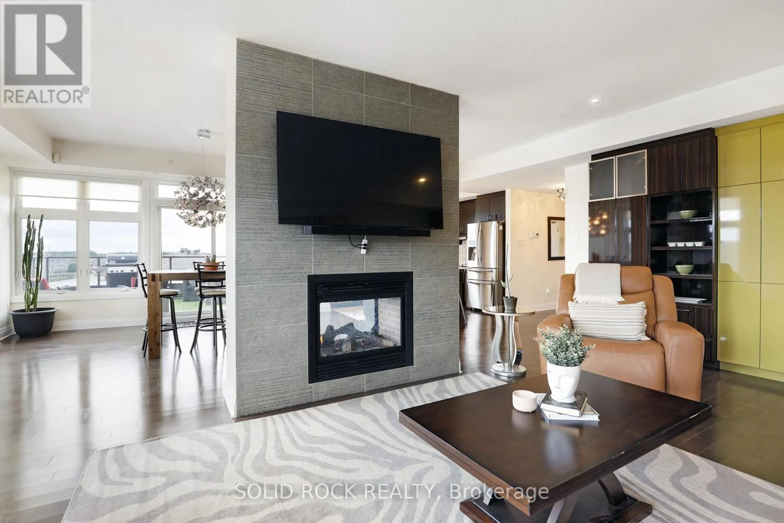401 - 200 GLENROY GILBERT DRIVE