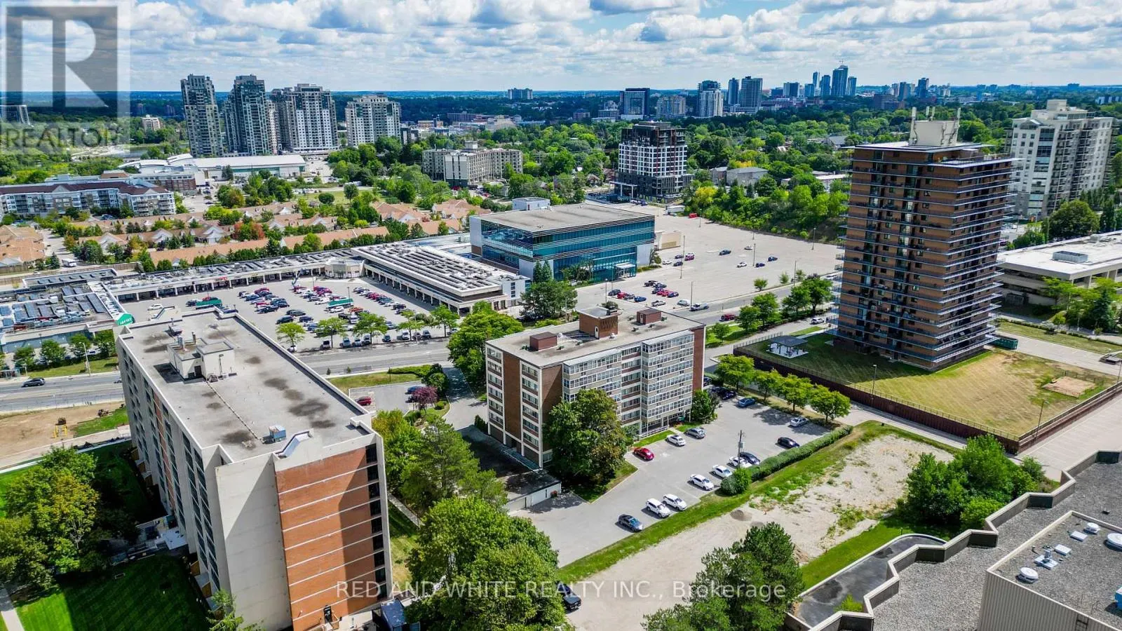 407 - 45 WESTMOUNT ROAD N
