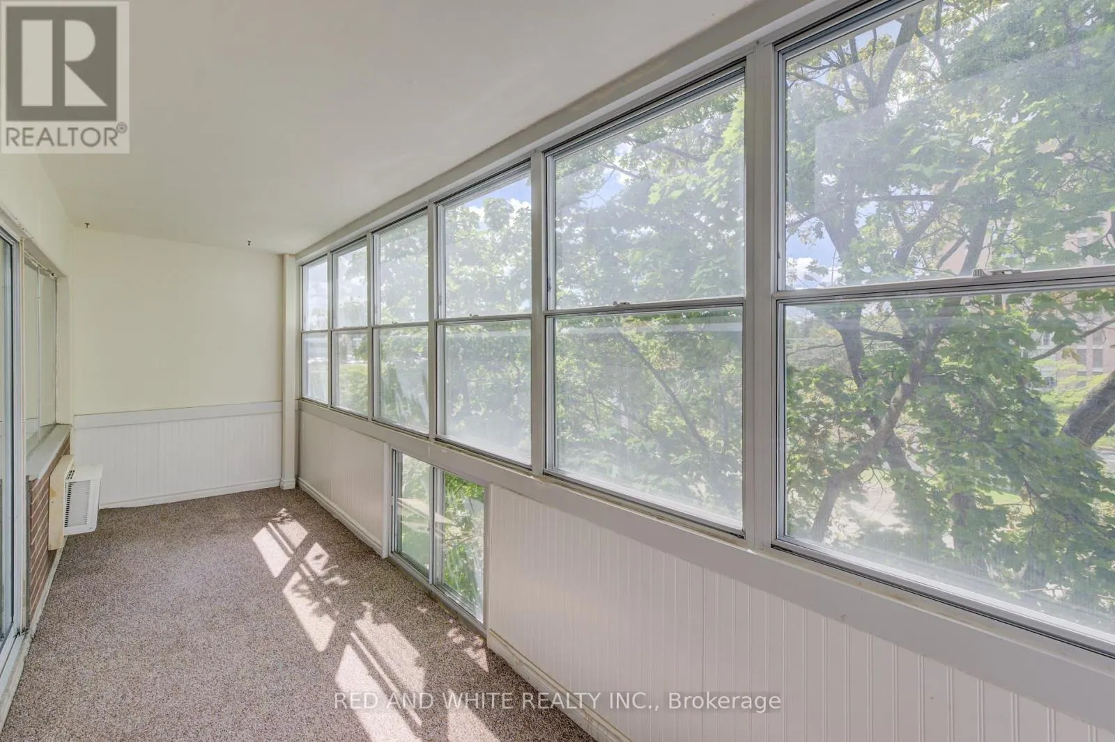 407 - 45 WESTMOUNT ROAD N