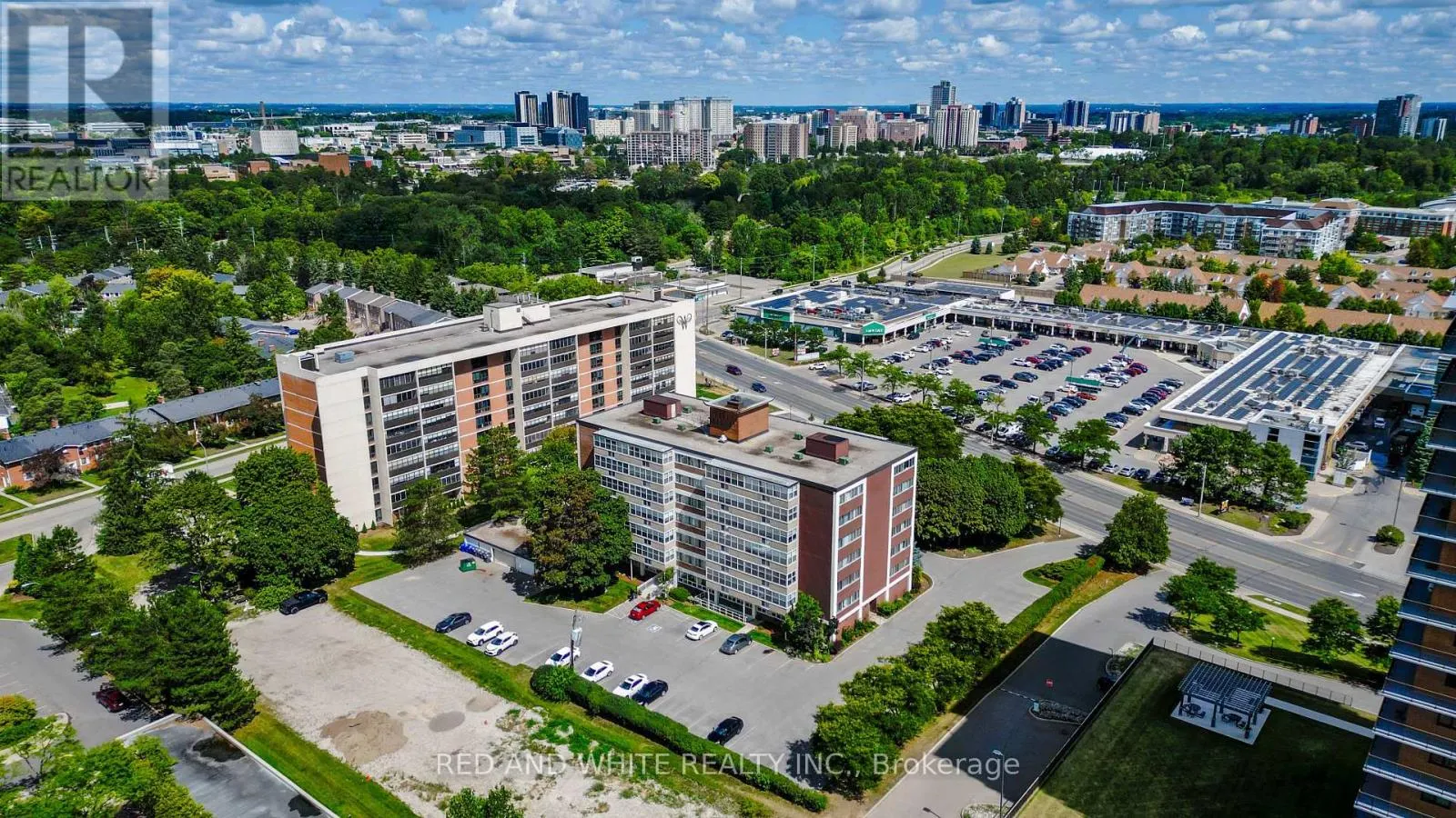 407 - 45 WESTMOUNT ROAD N