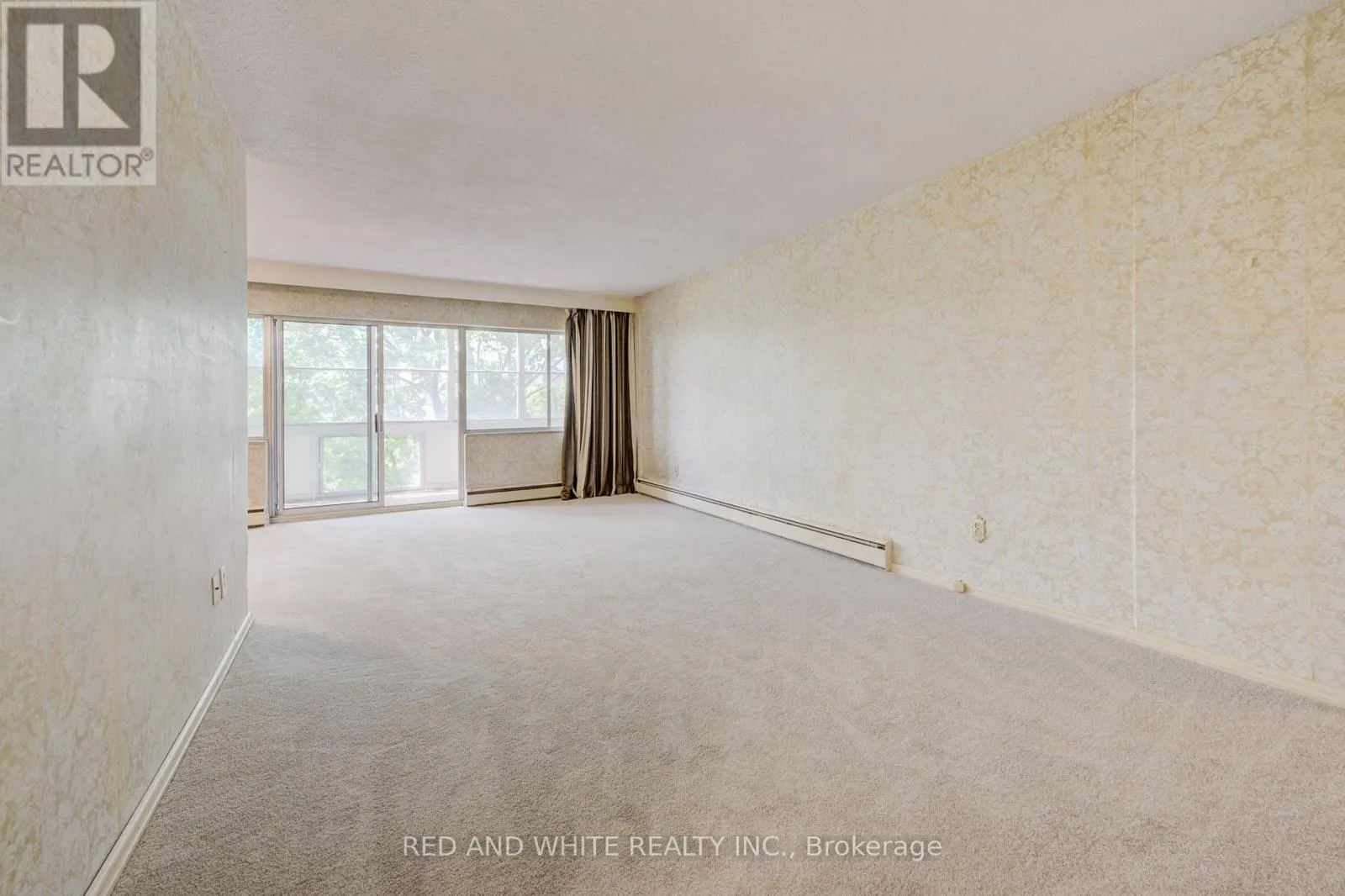 407 - 45 WESTMOUNT ROAD N