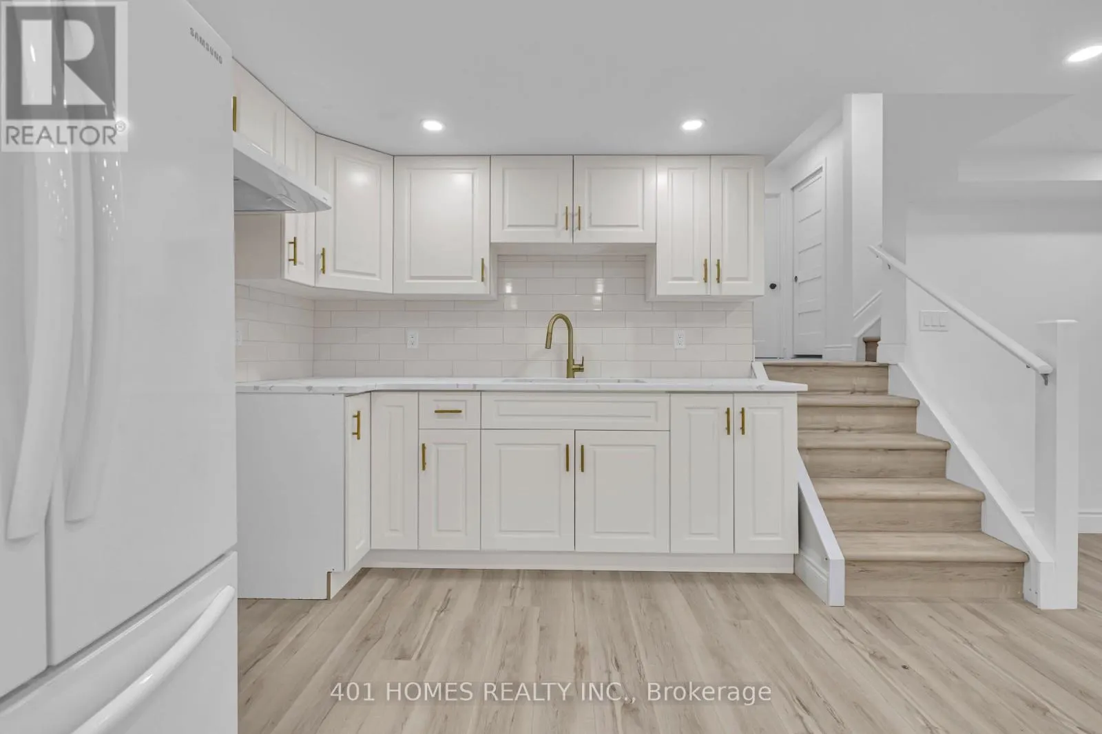 3090 CONSERVATION DRIVE E