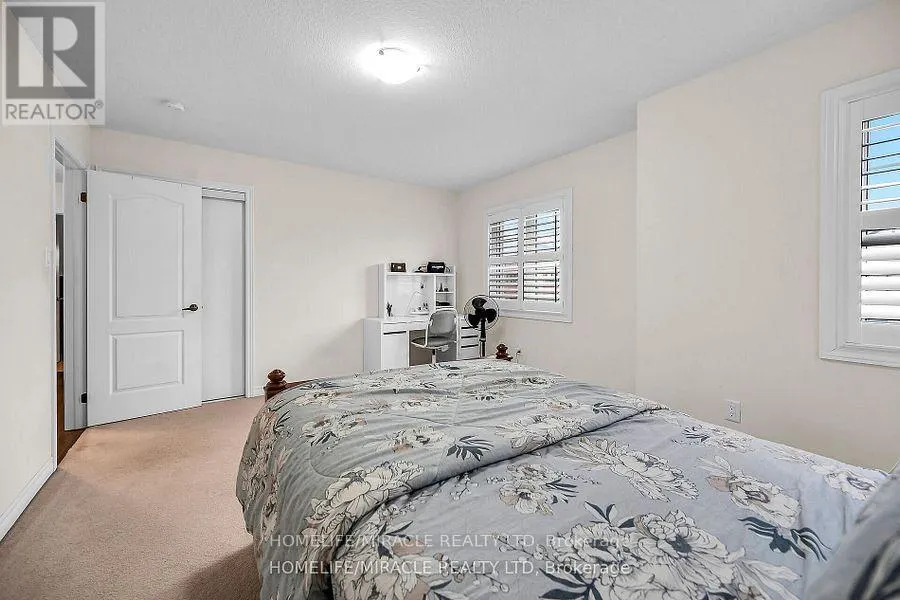 3 ALDGATE AVENUE