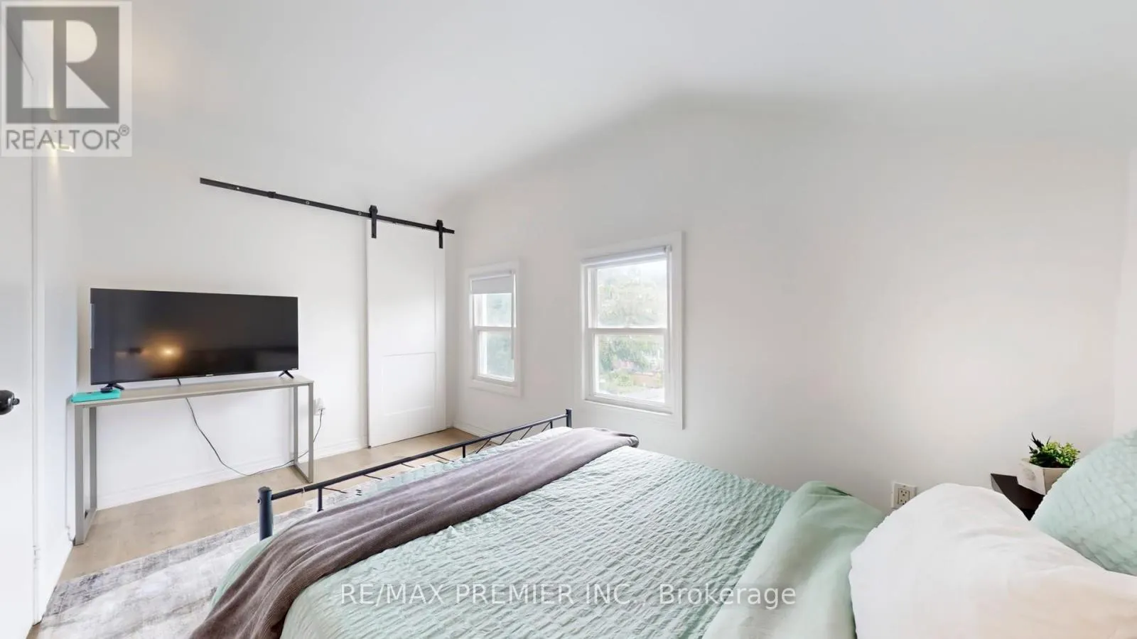 1 BURNESS DRIVE