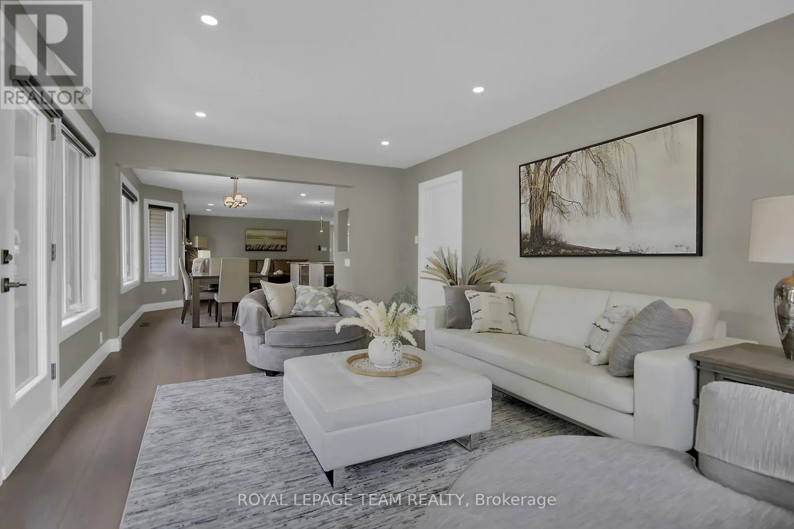 8 RICHLAND DRIVE