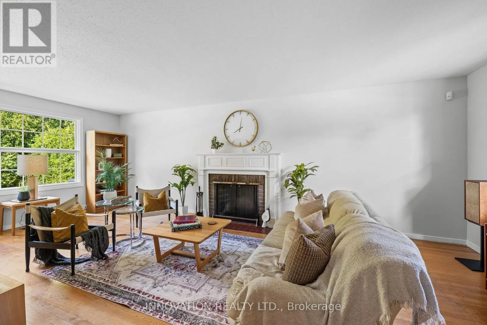 1867 DORSET DRIVE