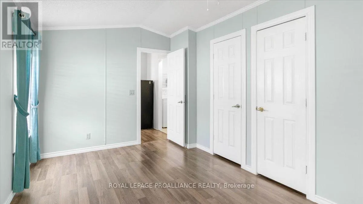 18 - 311 DUNDAS STREET, #18