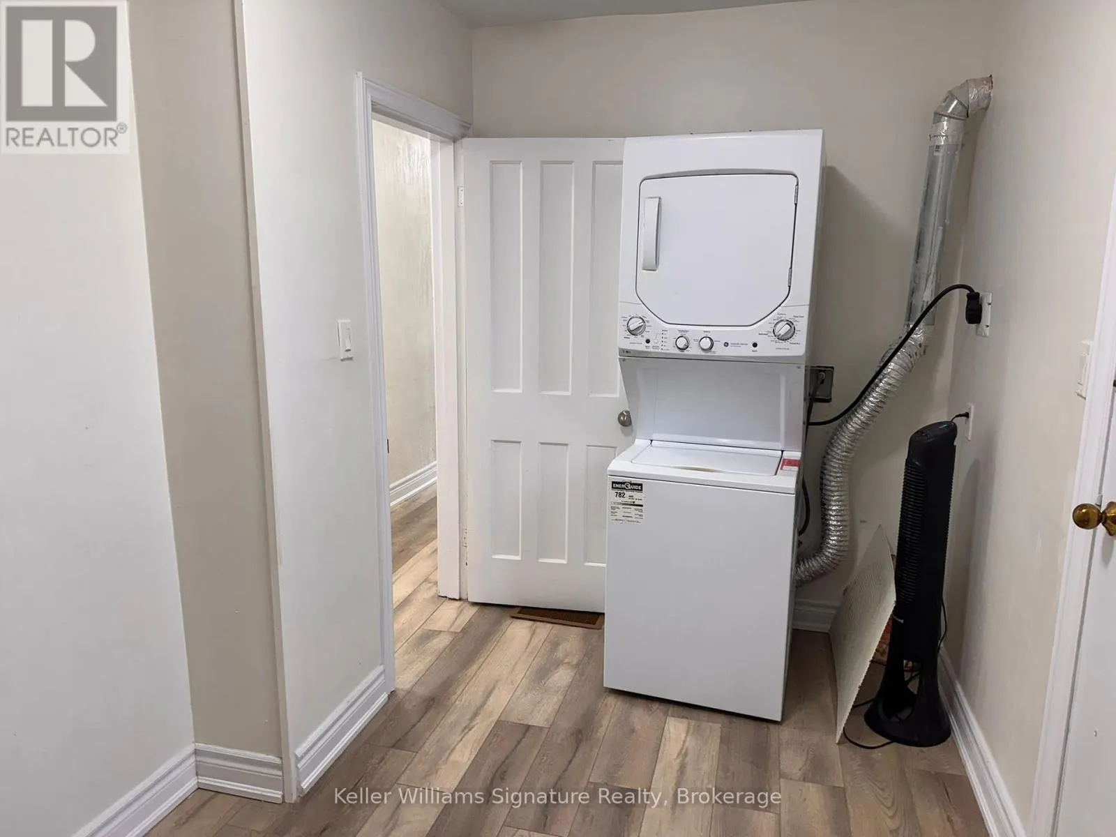 UPPER - 287 HUNTER STREET E, #Upper