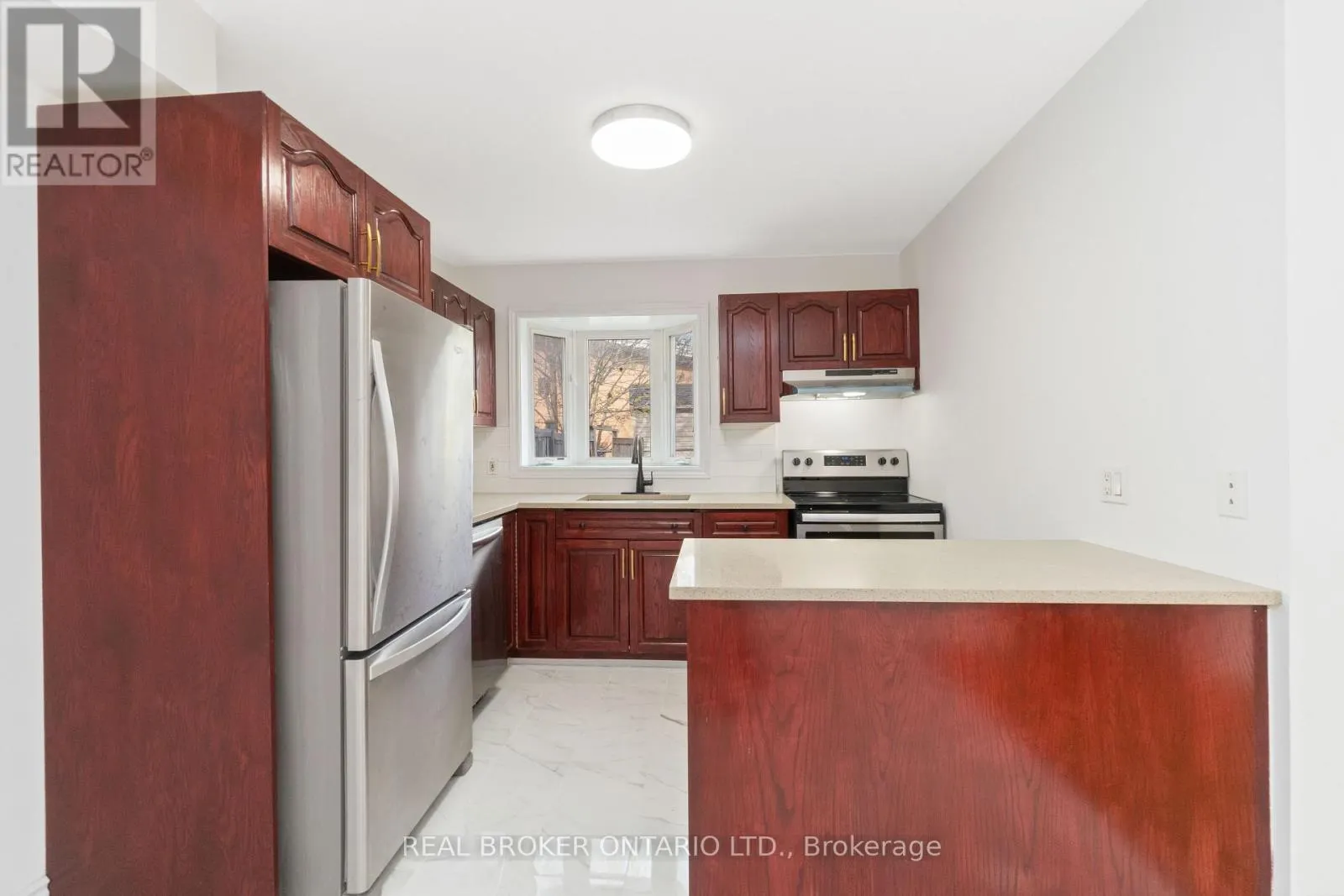 3 A SOUTHPARK DRIVE
