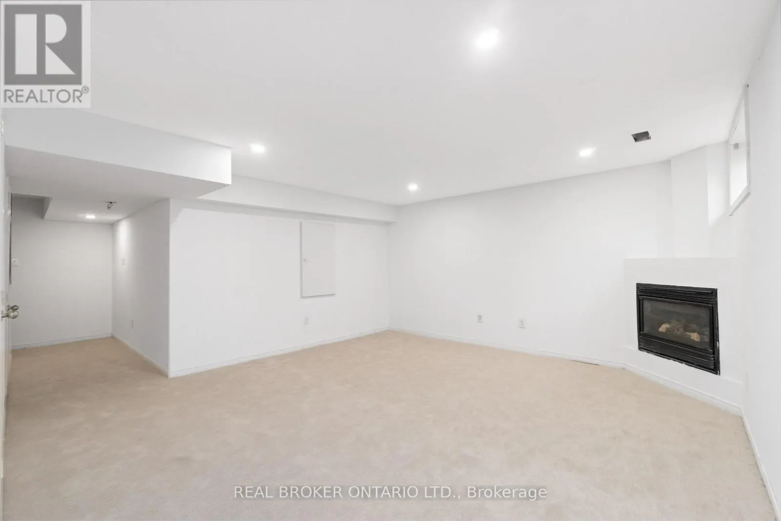 3 A SOUTHPARK DRIVE