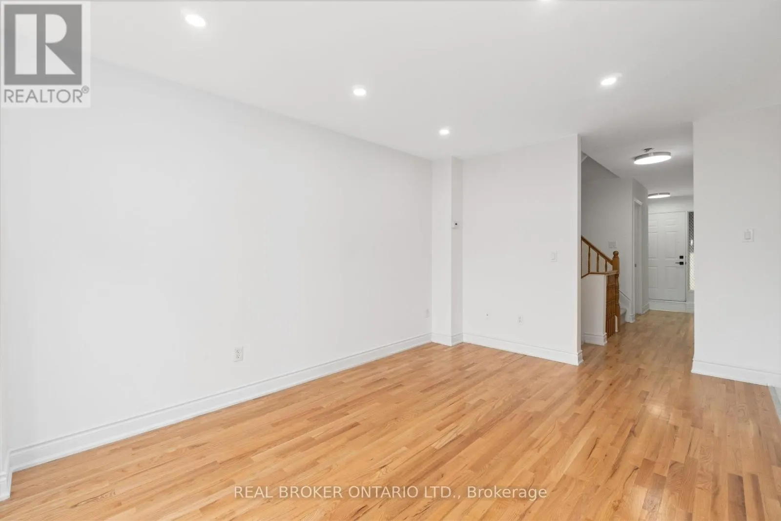 3 A SOUTHPARK DRIVE
