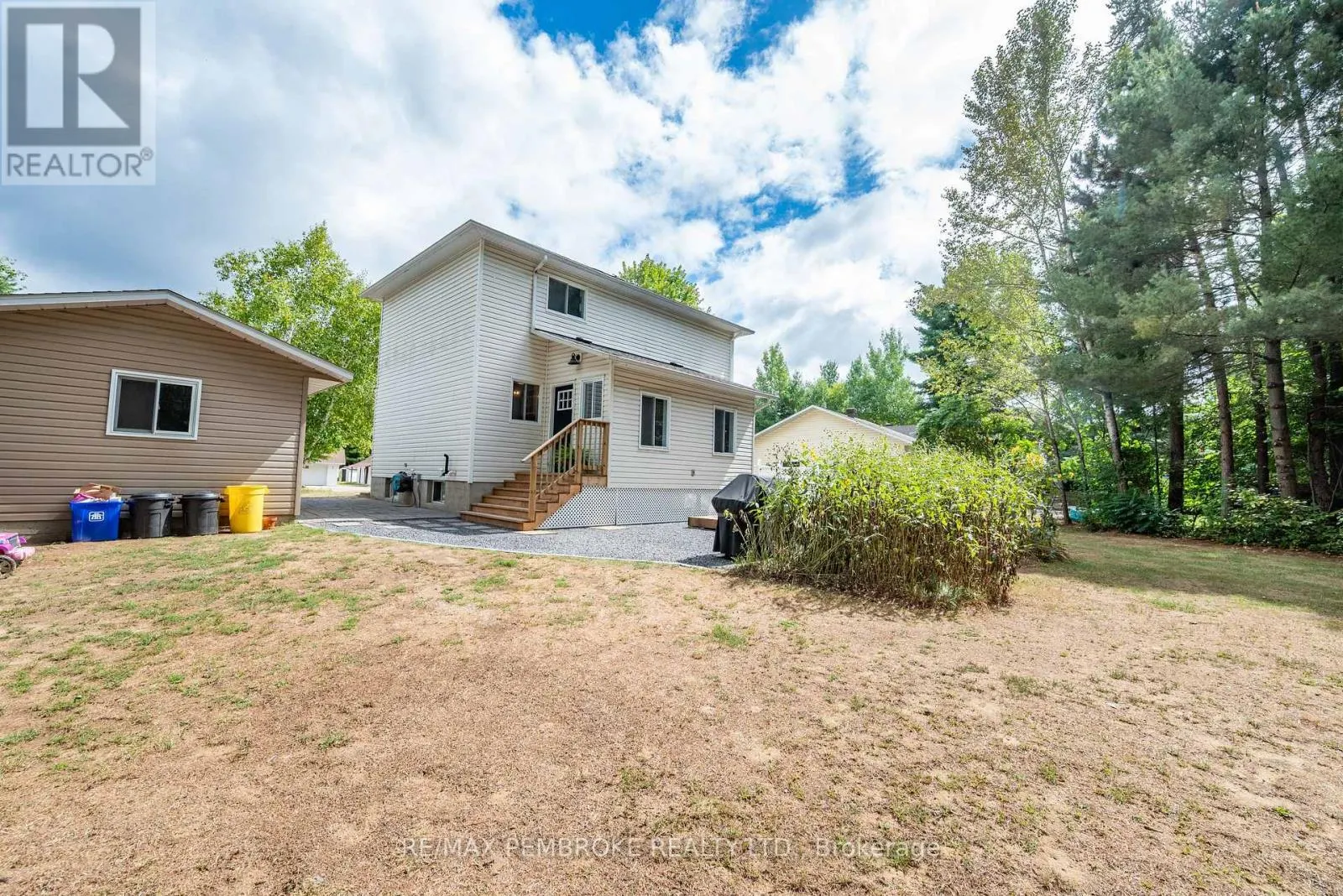 5 DENNIS CRESCENT