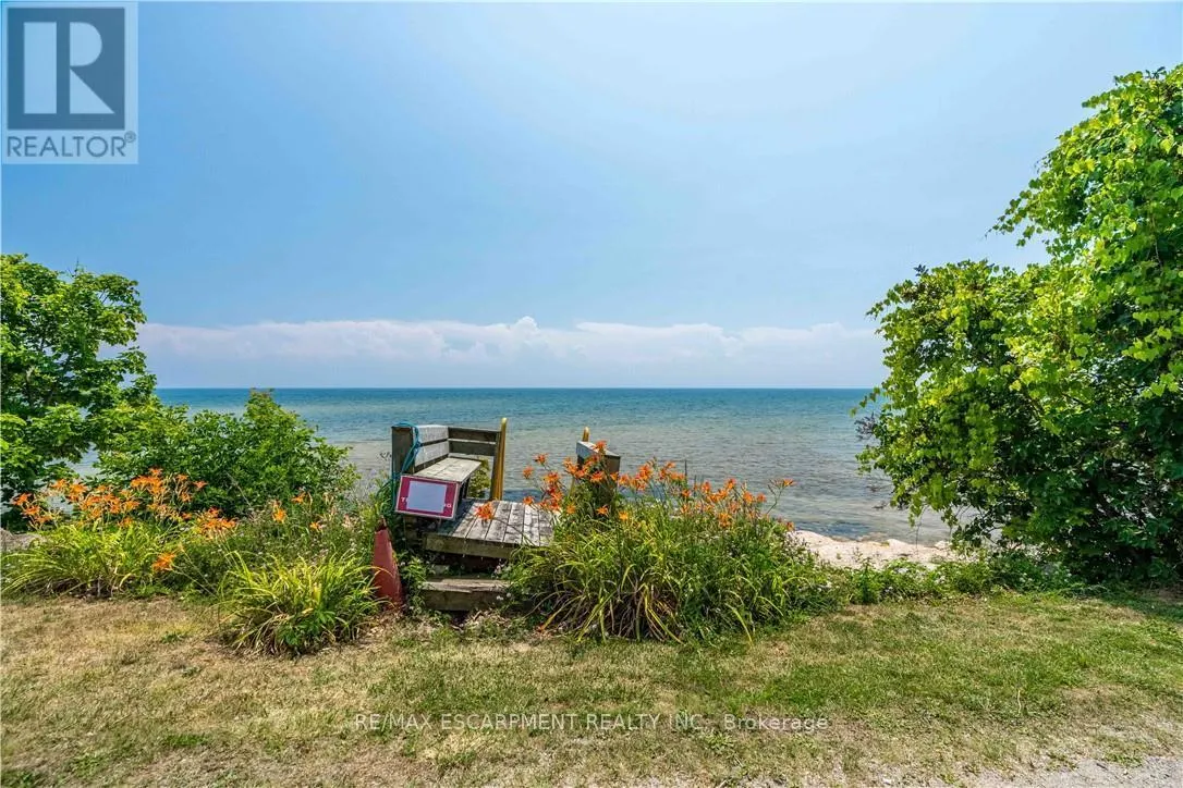 2399 LAKESHORE ROAD