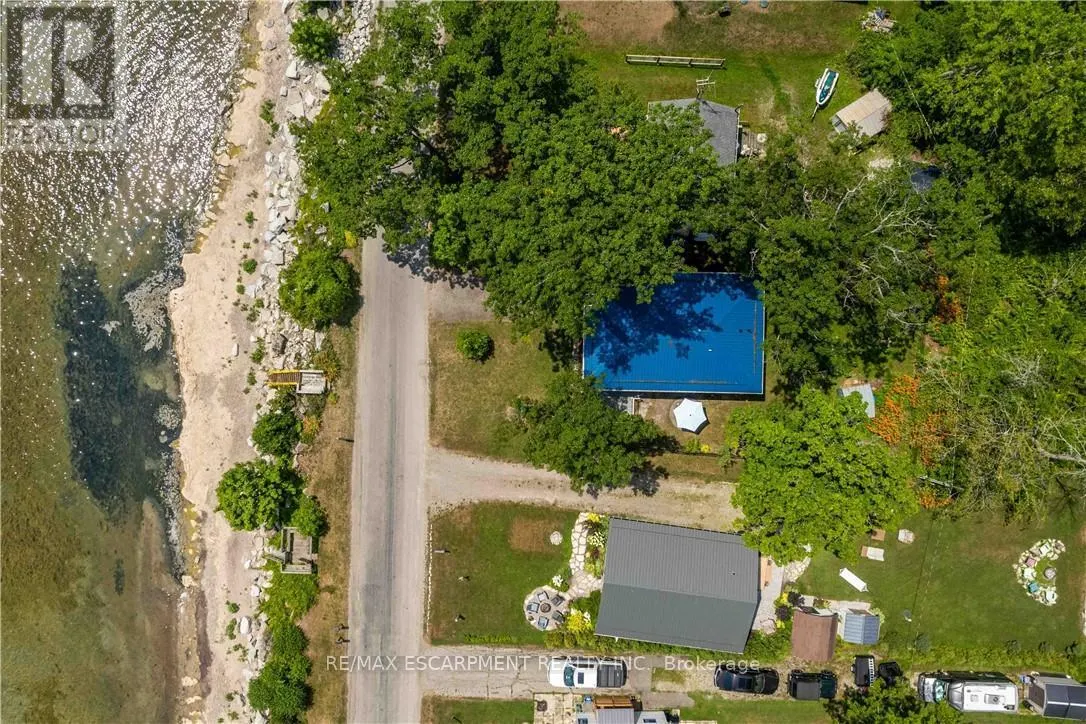 2399 LAKESHORE ROAD