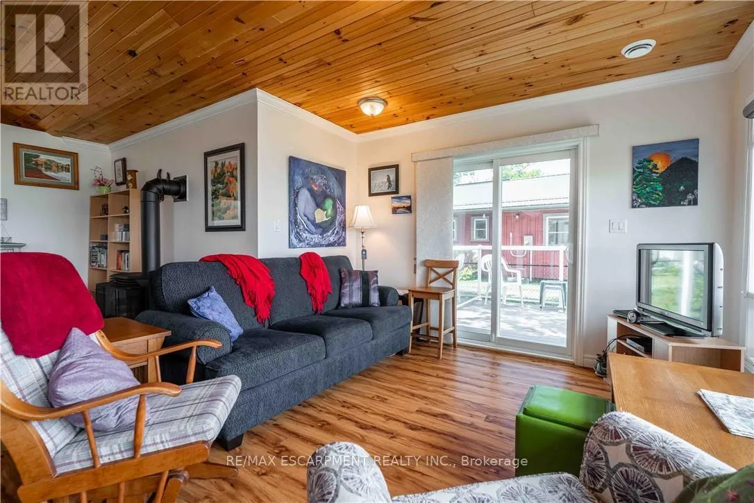 2399 LAKESHORE ROAD