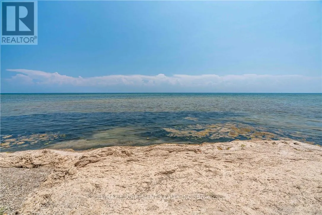 2399 LAKESHORE ROAD
