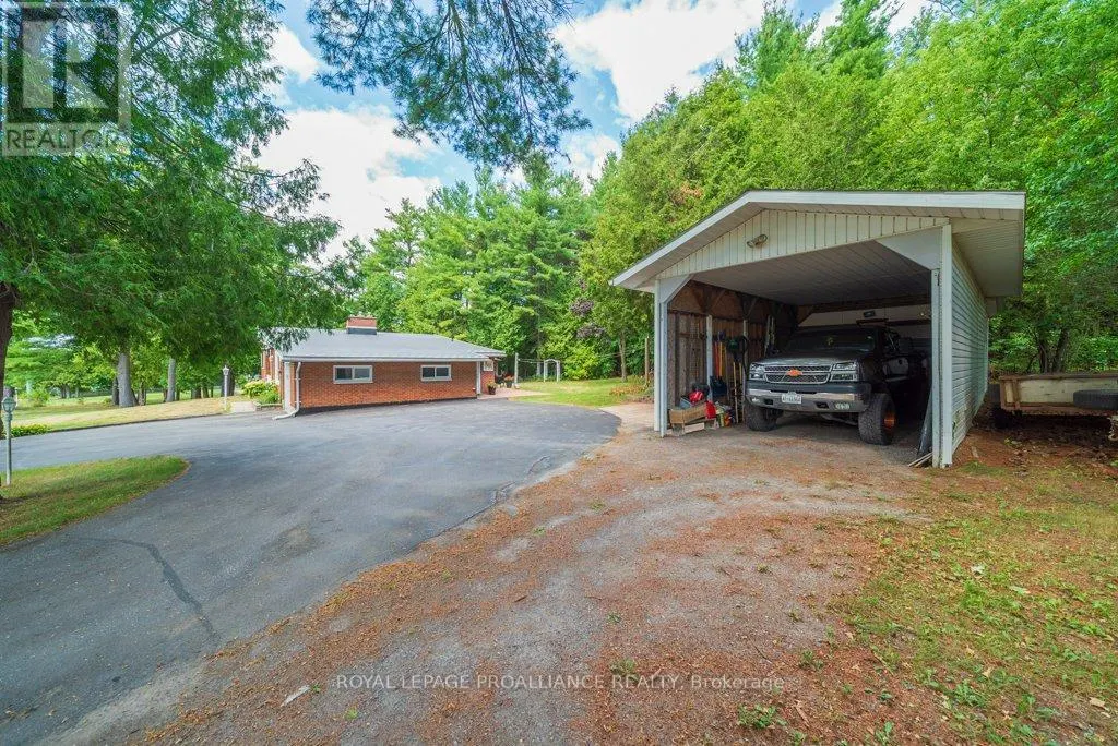 1676 FOXBORO STIRLING ROAD