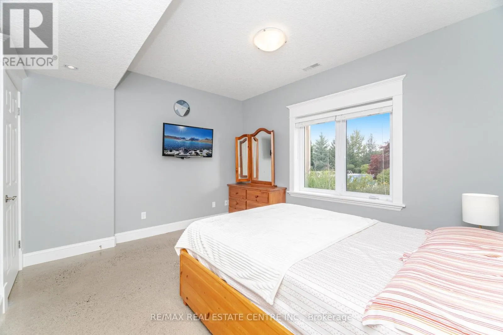 86 CANTERS CLOSE