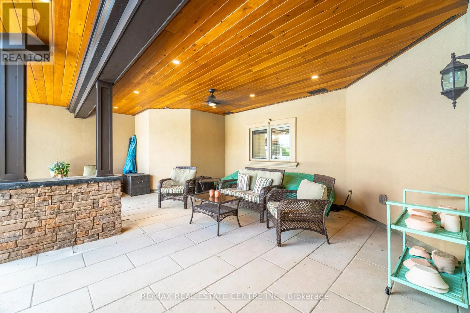 86 CANTERS CLOSE