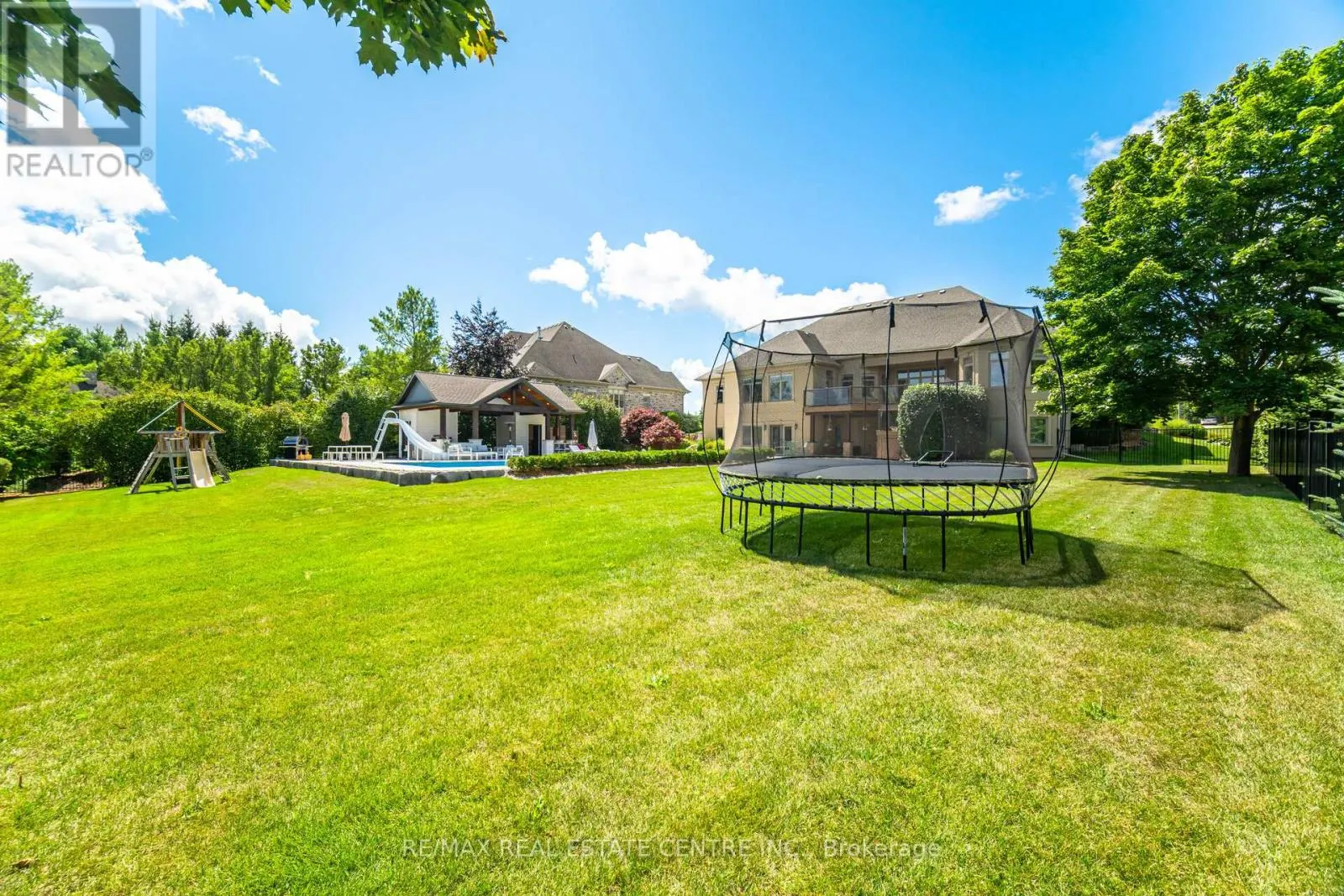 86 CANTERS CLOSE