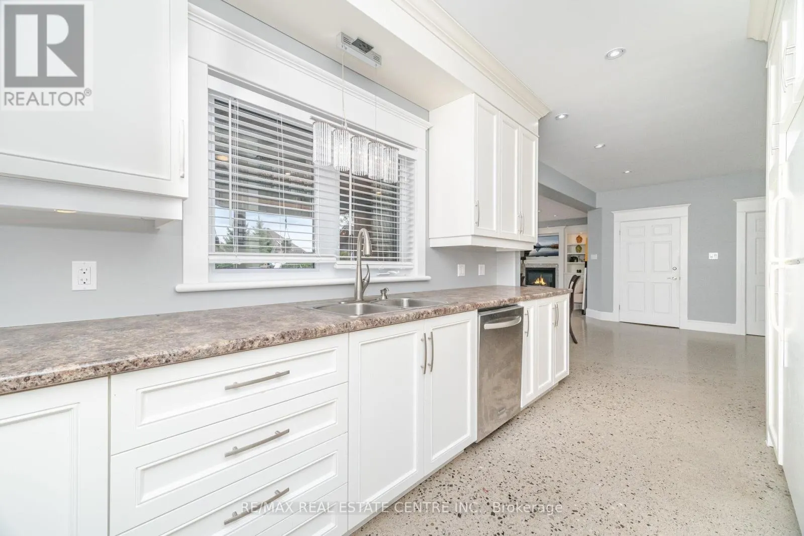 86 CANTERS CLOSE