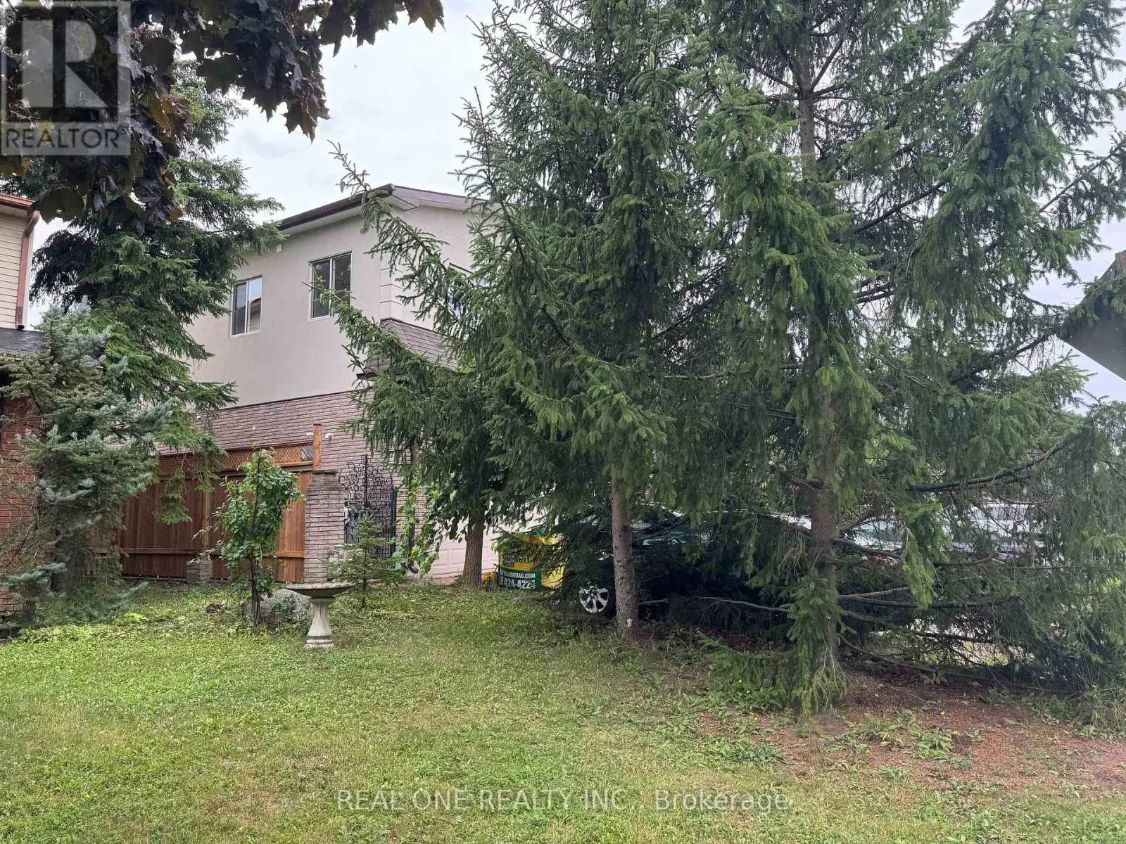 UPPER LEVEL UNIT 1 - 56 SKYLARK DRIVE