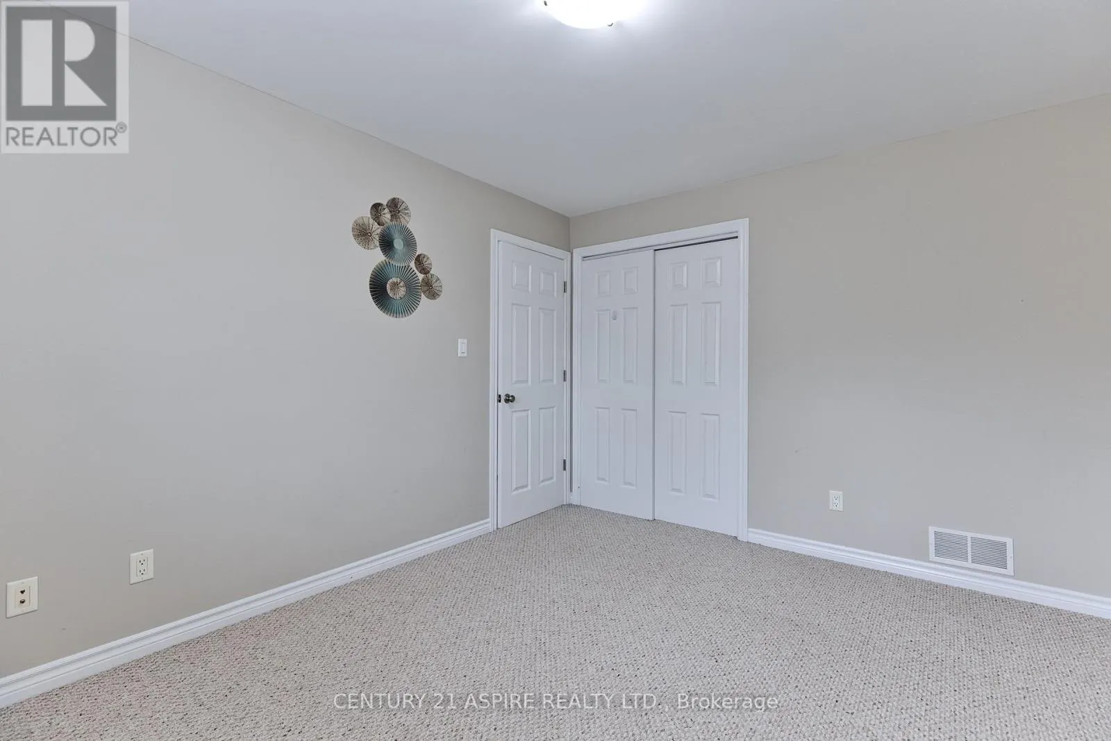 33 NORTHBROOK ROAD