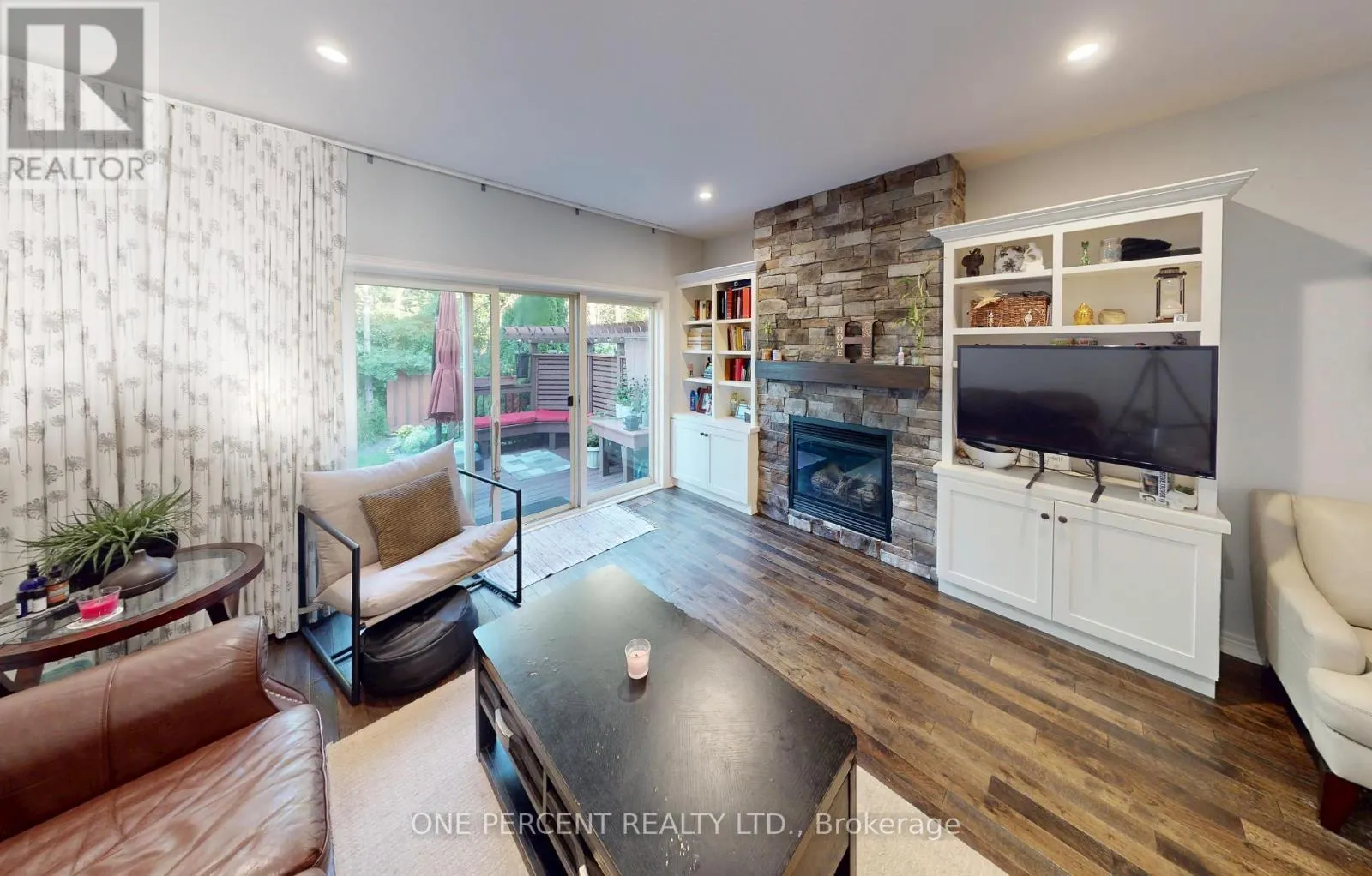 37 PIERPOINT DRIVE