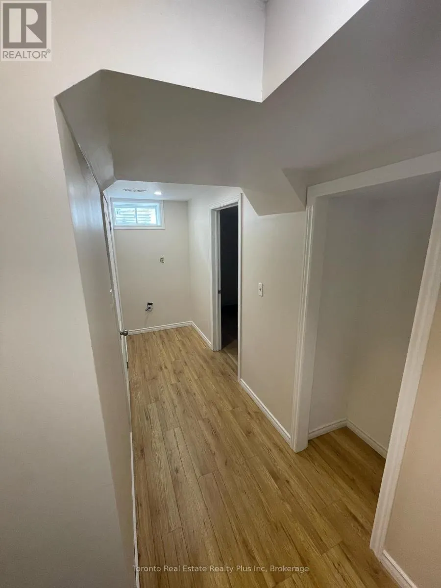 48 WITTEVEEN DRIVE