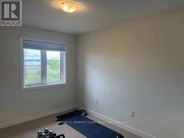 64 - 590 NORTH SERVICE ROAD